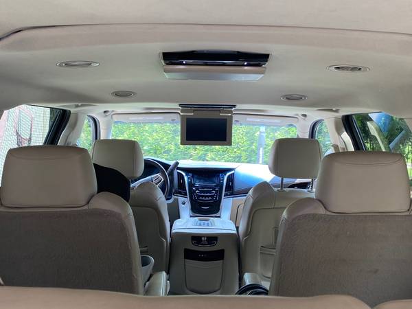 2016 Cadillac Escalade ESV Black with Tan interior for sale in Lexington, SC – photo 8