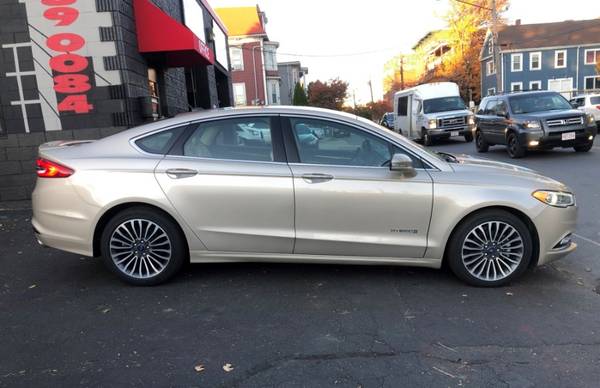 Check Out This Spotless 2018 Ford Fusion Hybrid with only 18,879 Miles for sale in Chelsea, MA – photo 8