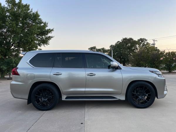 2019 Lexus LX 570 for sale in Hurst, TX – photo 7