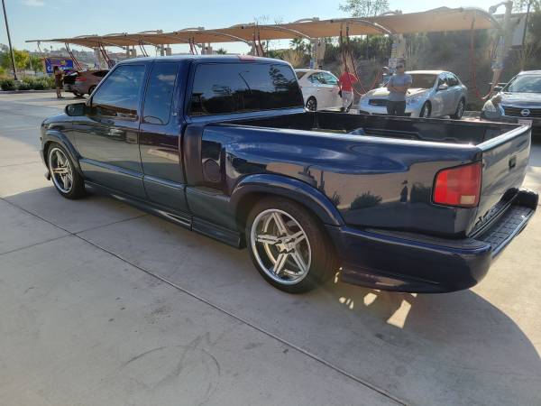 2001 Chevy s-10/Manual transmission for sale in Oceanside, CA