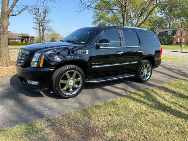 2010 Cadillac Escalade - - by dealer - vehicle for sale in Muscle Shoals, AL – photo 3
