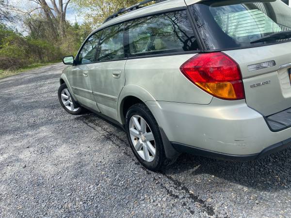 Subaru Outback for sale in Glenmont, VT – photo 2