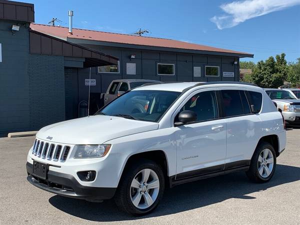 2014 Jeep Compass 4x4 - LIKE NEW!!! Stylish and Versatile SUV for sale in Boise, ID – photo 8