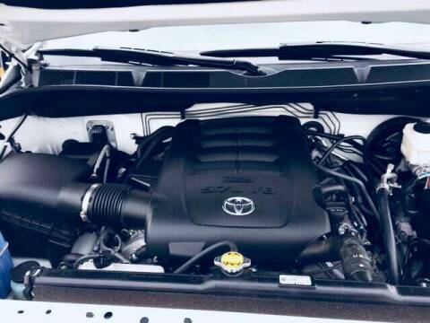 TOYOTA TUNDRA CREW MAX 4X4 LODAED 22K MILES 1Owner We FINANCE TRADE OK for sale in Albuquerque, NM – photo 17