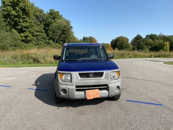 2004 HONDA ELEMENT AWD GREAT SHAPE WELL MAINTAINED - cars & trucks -... for sale in Doylestown, OH – photo 2