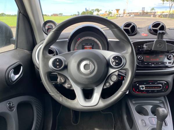 2017 Smart Fortwo Passion coupe Excellent! Call for sale in Honolulu, HI – photo 14