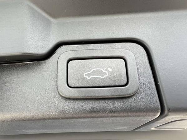 2018 Land Rover Range Rover Evoque SE Premium - SUV for sale in Macomb, MI – photo 10
