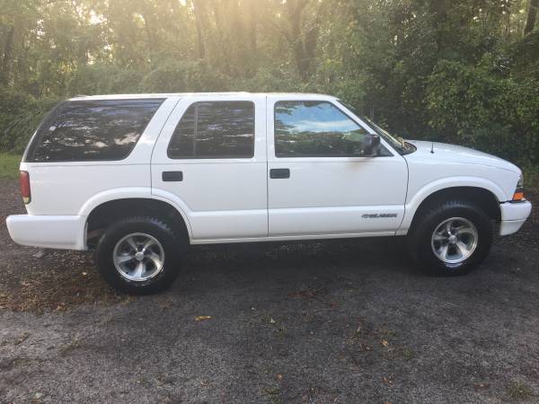 2005 CHEVY BLAZER “EXTRA CLEAN” ONE OWNER! LOW MILES ! for sale in Gainesville, FL