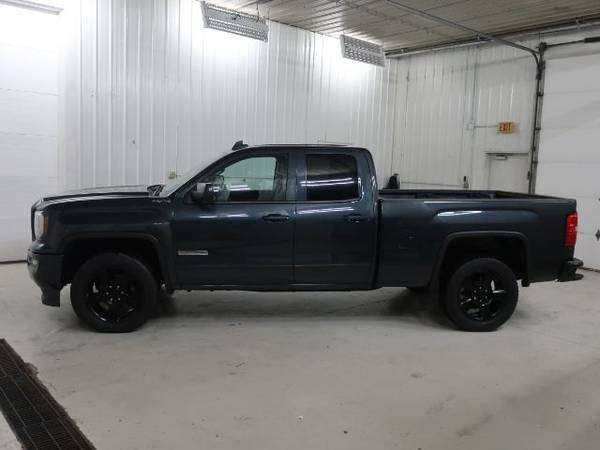 2017 GMC Sierra 1500 Base Double Cab 4WD Pick Up for sale in Caledonia, MI – photo 2