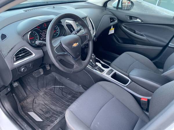 2018 Chevrolet CRUZE 4dr Sedan 1 4L LS w/1SB for sale in Council Bluffs, NE – photo 10