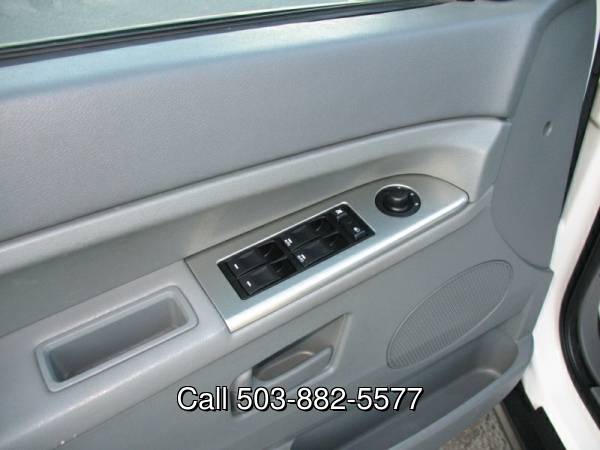 2006 Jeep Grand Cherokee Laredo 4WD 1 Owner Service Record via... for sale in Milwaukie, OR – photo 16