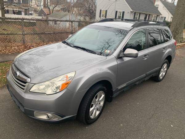 2010 SUBARU OUTBACK PREMIUM AWD 2 5i, CLEAN CARFAX REMOTE for sale in Bridgeport, NY – photo 3