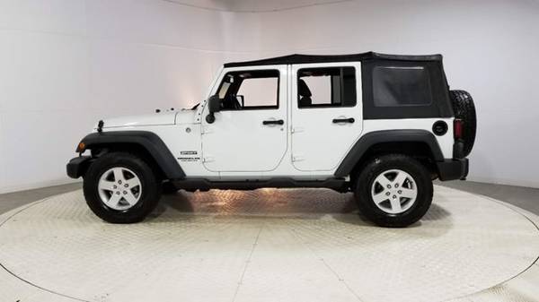 2013 Jeep Wrangler Unlimited 4WD 4dr Freedom Edition for sale in Jersey City, NJ – photo 3