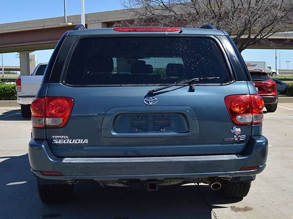 2005 Toyota Sequoia SR5 - - by dealer - vehicle for sale in GRAPEVINE, TX – photo 6