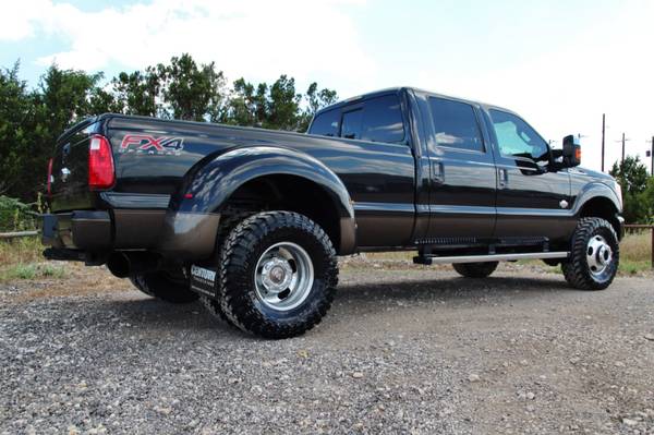 2015 FORD F350 KING RANCH 4X4 - BLK ON BLK - NAV ROOF- NEW 35" TOYO MT for sale in Liberty Hill, TX – photo 10