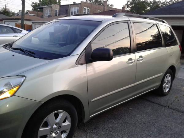 Toyota Sienna LE 2008 for sale in Chicago, IL – photo 7