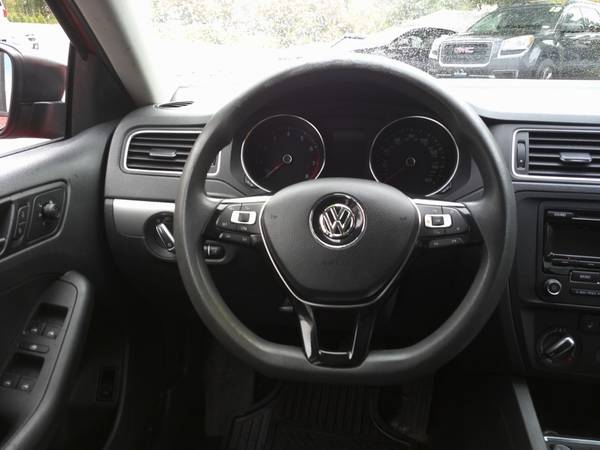 2015 Volkswagen Jetta Sedan 4dr Auto 1 8T SE PZEV for sale in Hooksett, NH – photo 14