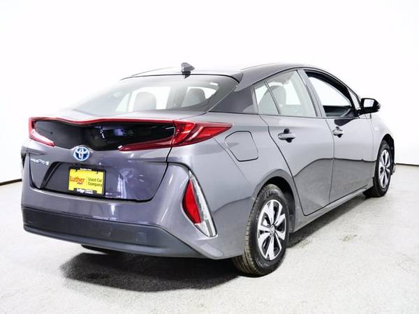 2017 Toyota Prius Prime Advanced - - by dealer for sale in Brooklyn Park, MN – photo 11