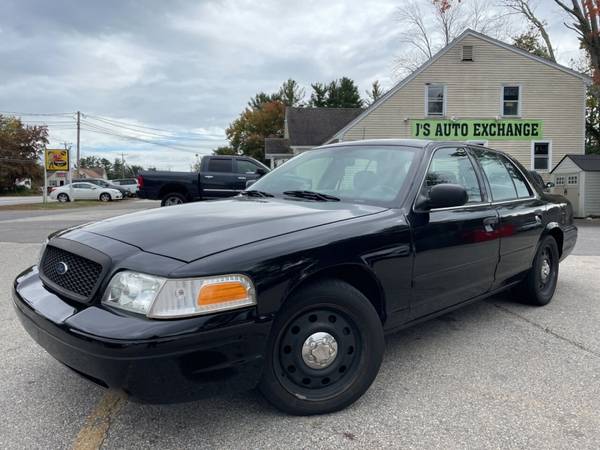 2007 Ford Crown Victoria Police Interceptor Only 80k miles - cars & for sale in Derry, ME