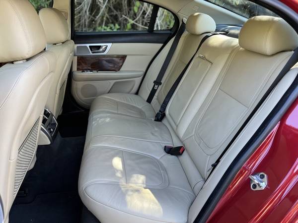 2015 Jaguar XF I4 T Premium Car For Sale - - by dealer for sale in Port Saint Lucie, FL – photo 9