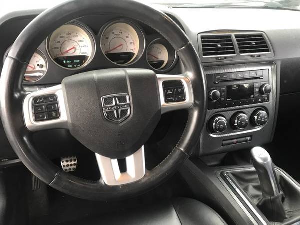 6 SPEED MANUAL 2013 DODGE CHALLENGER R/T for sale in Virginia Beach, VA – photo 2