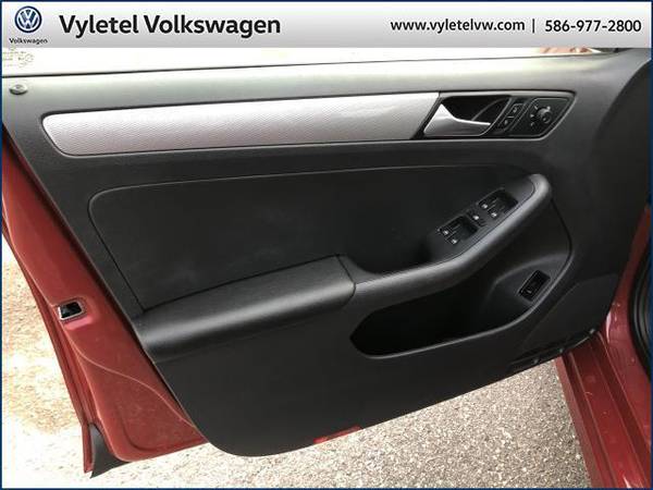 2018 Volkswagen Jetta sedan 1.4T SE Manual - Volkswagen - cars &... for sale in Sterling Heights, MI – photo 16