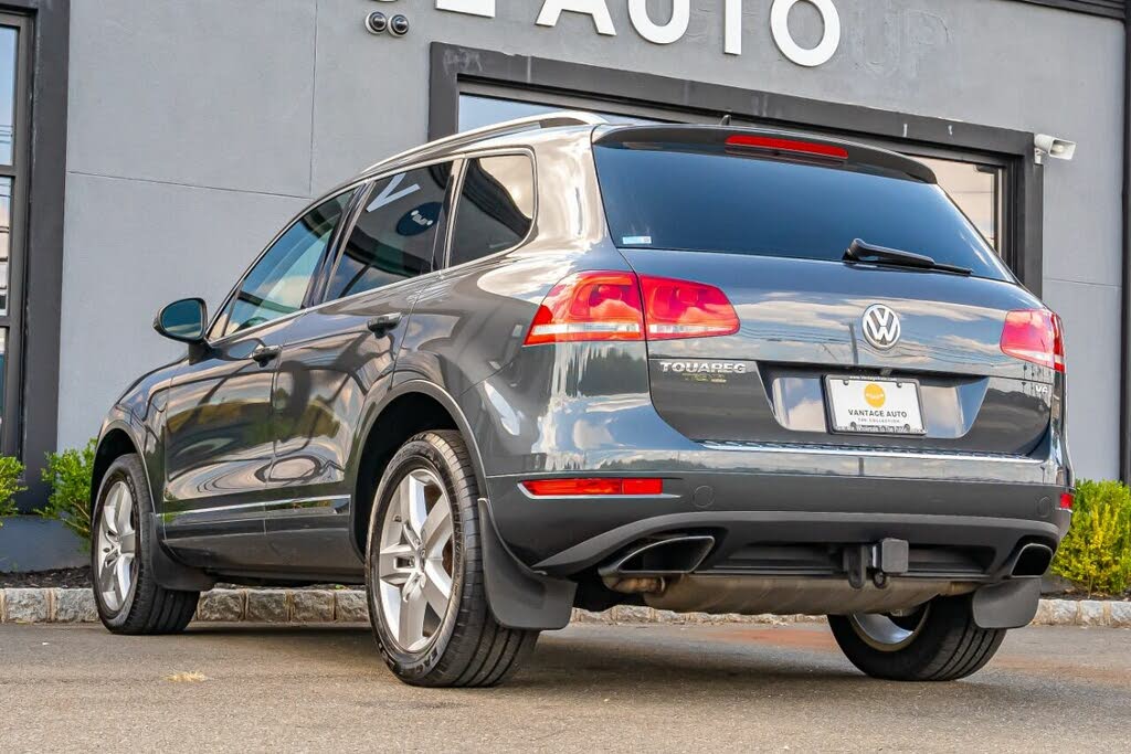 2014 Volkswagen Touareg VR6 Lux for sale in Moonachie, NJ – photo 22