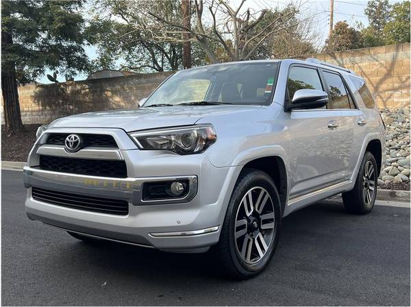 2014 Toyota 4Runner Limited Sport Utility 4D suv Classic Silver for sale in Sacramento, NV – photo 4