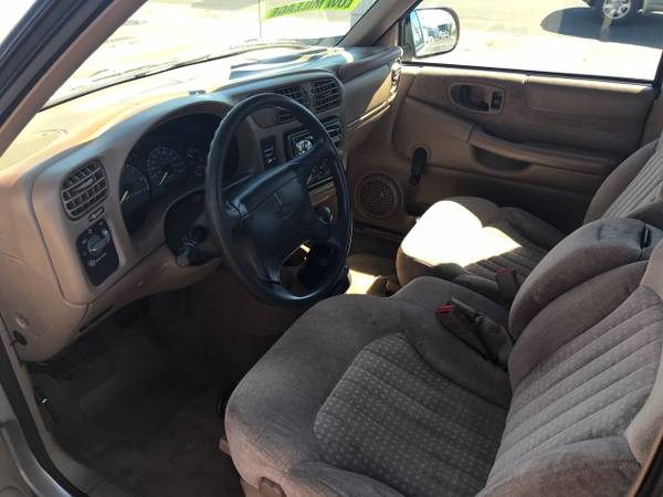 1998 CHEVY S10 LS EXTRA-CAB 5 SPEED MANUAL 3RD DOOR RUNS SUPER. for sale in Medford, OR – photo 8