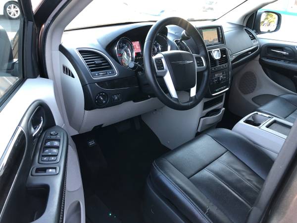 2016 Chrysler Town Country 4dr Wgn Touring-L for sale in Deptford Township, NJ – photo 13