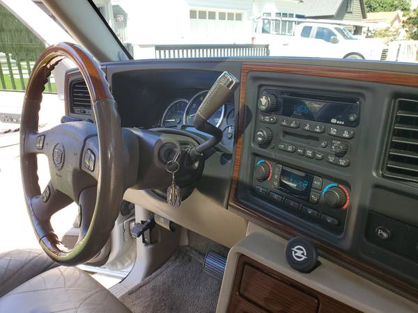 2003 Cadillac Escalade, SUV 4D, Engine: 6.0L V8, 108558 miles for sale in Sherman Oaks, CA – photo 9