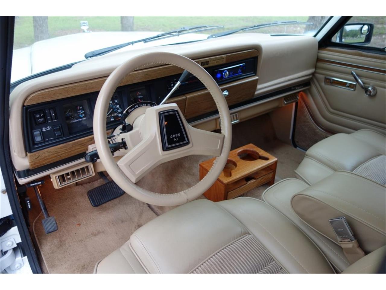 1991 Jeep Grand Wagoneer for sale in Kerrville, TX – photo 27
