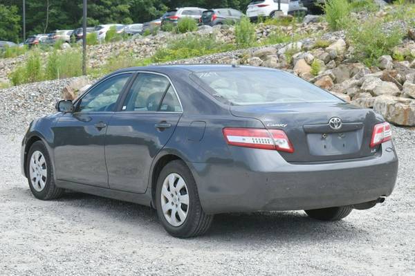 2010 Toyota Camry LE - - by dealer - vehicle for sale in Naugatuck, CT – photo 5