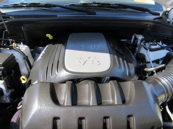 2011 JEEP GRAND CHEROKEE OVERLAND V8 4WD SUV POWERFUL LOADED SUV!!! for sale in Santa Cruz, CA – photo 24