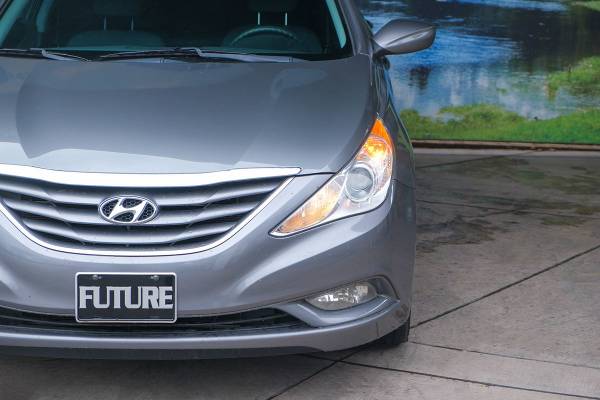 2013 Hyundai Sonata GLS PZEV sedan Harbor Gray Metallic - cars & for sale in Glendale, CA – photo 8