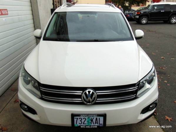 2012 Volkswagen Tiguan SE Clean CarFax, Navi, Heated Seats, Pano Roof for sale in Portland, OR – photo 3