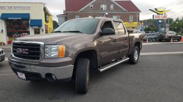 🚗 2008 GMC SIERRA 1500 SLE2 4WD 4DR "CREW CAB" - cars & trucks - by... for sale in MILFORD,CT, RI – photo 4