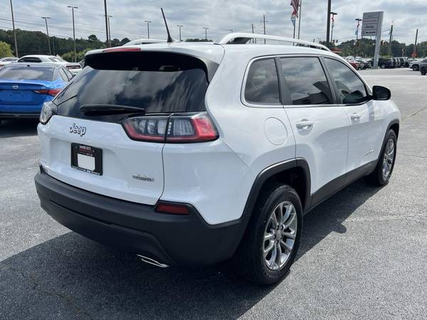 2019 Jeep Cherokee Latitude Plus - - by dealer for sale in Union City , GA – photo 8