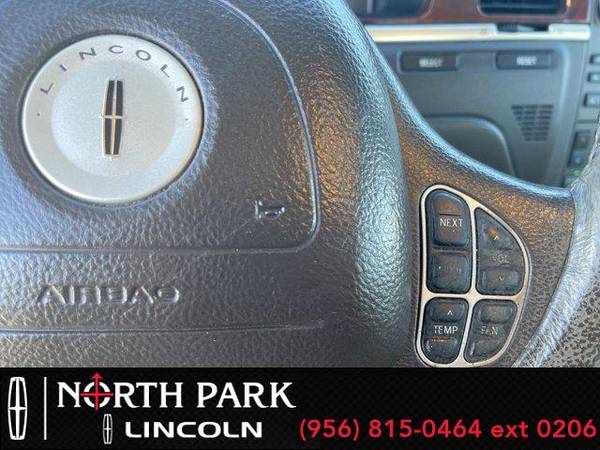 2003 Lincoln Town Car Executive - sedan - - by dealer for sale in San Antonio, TX – photo 14