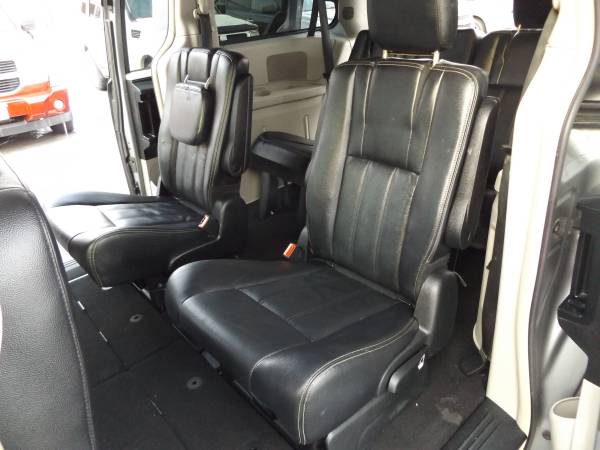 2014 CHRYSLER TOWN N COUNTRY TOURING EDITION - - by for sale in Lima, OH – photo 5