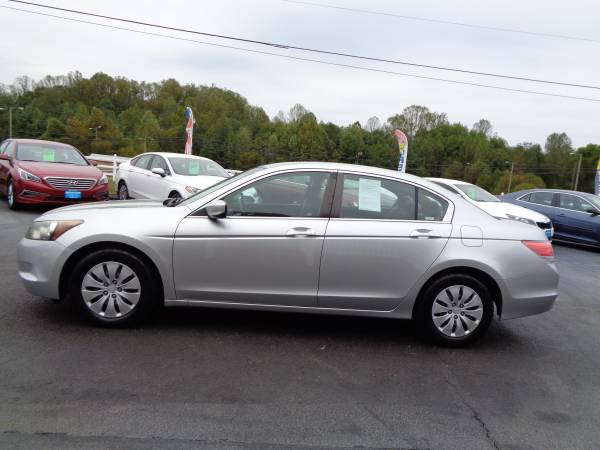2009 Honda Accord One Owner Mint Condition Very Nice Car for sale in Rustburg, VA – photo 2
