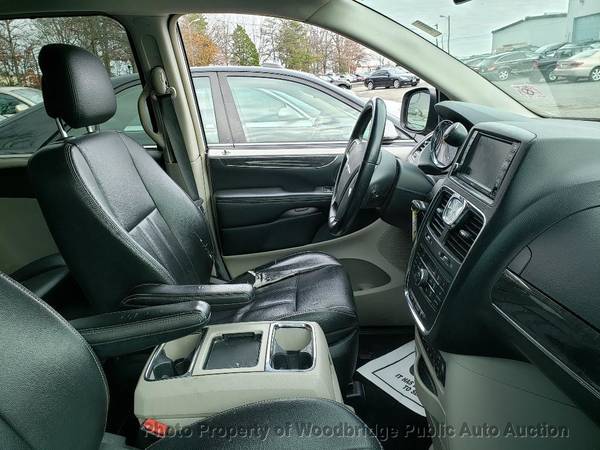 2011 *Chrysler* *Town & Country* *4dr Wagon Touring-L - cars &... for sale in Woodbridge, District Of Columbia – photo 6