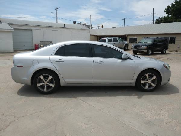 Lower price!! 2011 Chevy Malibu- 33 MPG! Great car- come check it out! for sale in Ault, CO – photo 2