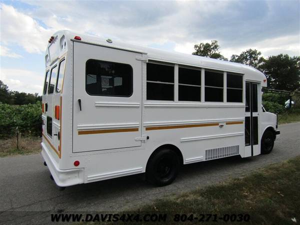 2010 GMC 3500 Multi Passenger Van/Shuttle Bus/School Bus for sale in Richmond, PA – photo 16