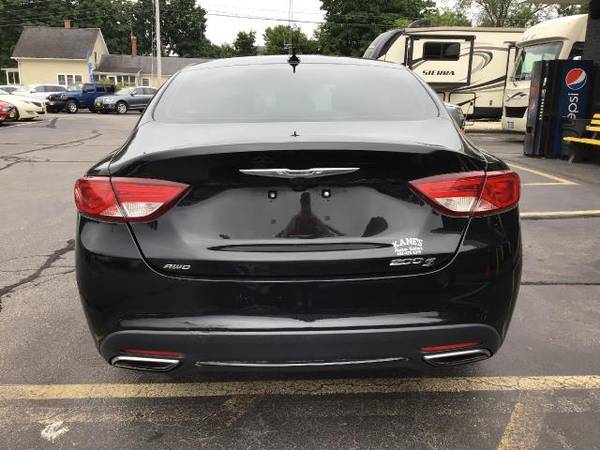 2015 Chrysler 200 S AWD - - by dealer - vehicle for sale in Manchester, NH – photo 7