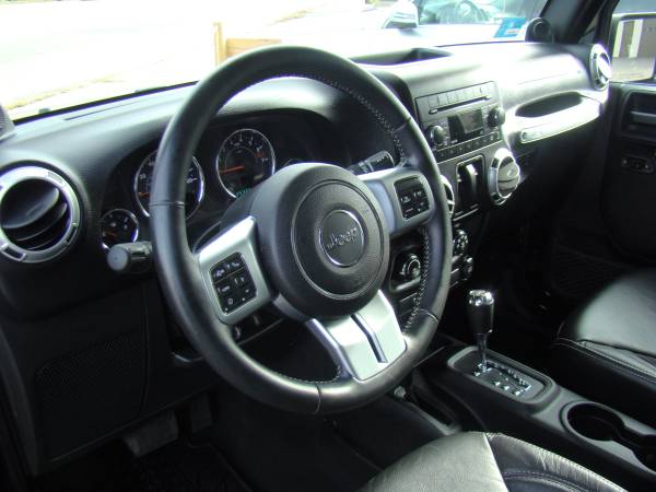 2013 Jeep Wrangler Freedom Edition Miles 25k for sale in Warwick, CT – photo 15