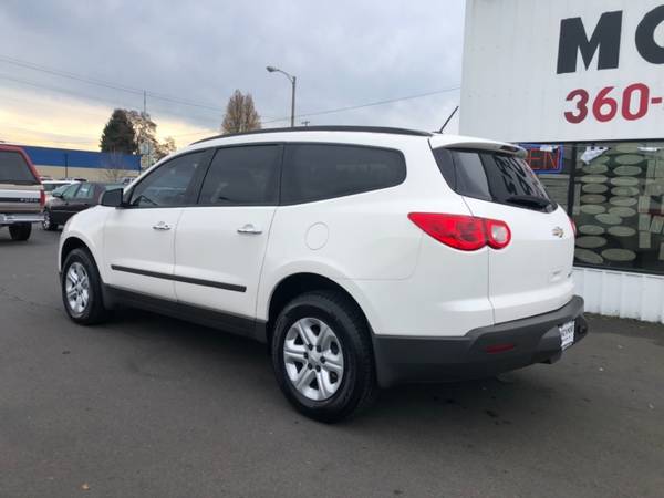 2012 Chevrolet Traverse LS 4Dr V6 Auto 3Rd Seat Full Power 150,000... for sale in Longview, OR – photo 5