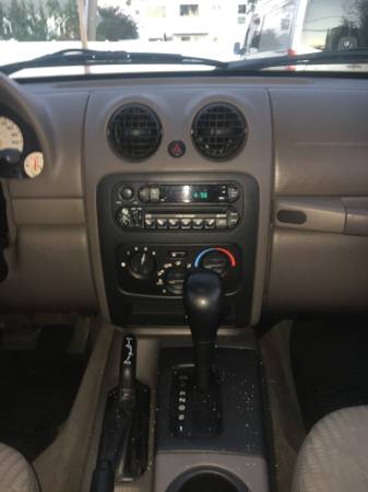 2003 Jeep liberty Sport Runs and drives absolutely beautiful! for sale in Oceanside, NY – photo 22