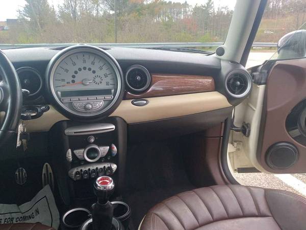 8 MINI COOPER CLUBMAN S - BOND STREET SPECIAL EDITION w/MODS! for sale in East Derry, NH – photo 9