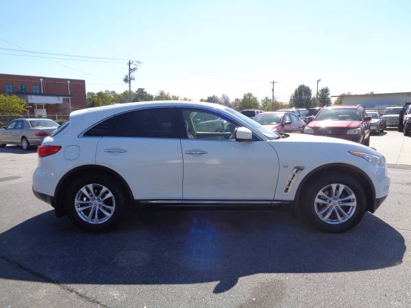 2014 Infiniti QX70 RWD 4dr - - by dealer - vehicle for sale in Greenville, SC – photo 22